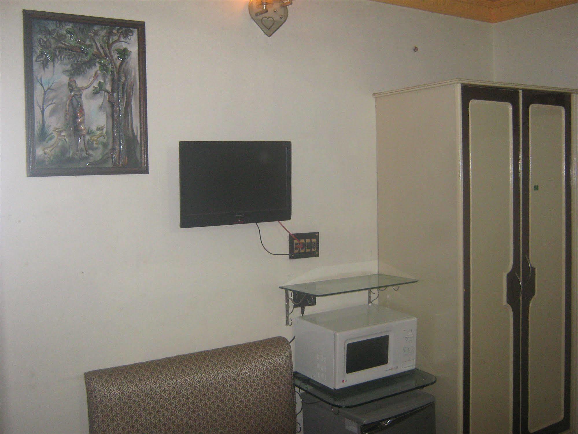 Hotel Shila International Calcuta Exterior foto